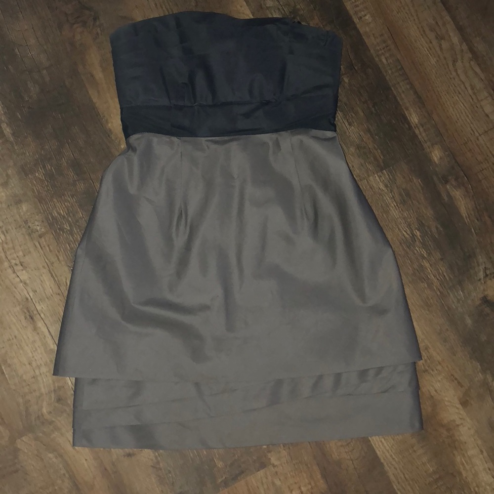 BCBG Gray strapless Organza dress 4 2